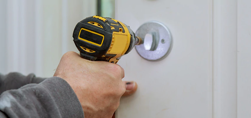 Street Locksmith For Smart Lock Repair in Lafayette, CA
